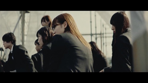 欅坂46 『風に吹かれても』 025
