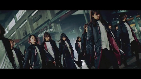 欅坂46 『ガラスを割れ!』 056
