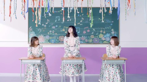 欅坂46 『音楽室に片想い』 038