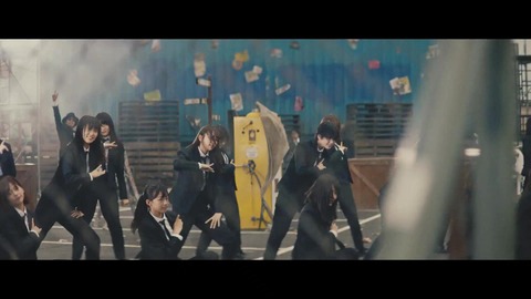 欅坂46 『風に吹かれても』 207