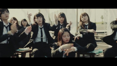 欅坂46 『風に吹かれても』 071