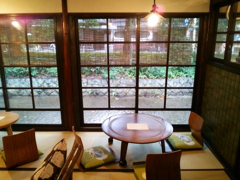 喫茶上がる屋内