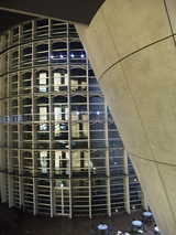 国立新美術館