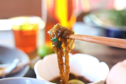 6795c01a44a32fe62230173822a90759_s