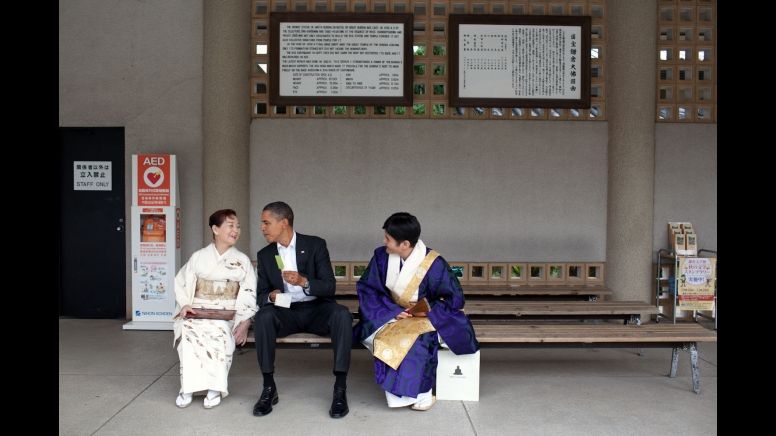 �y���Ď�]��k�z���{�񑊁A�g�����v�哝�̂ɋ����ő������ꂽ�{�[���y���Ə����𑡂�i�ʐ^����j [���f�]�ڋ֎~]©2ch.net YouTube����>11�{ ->�摜>46�� 