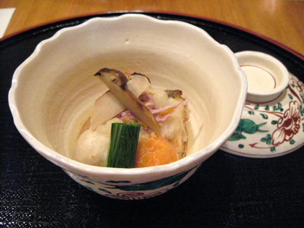 赤坂・溜池の「木都里亭(きとりてい)」で松茸会席コースを食す!