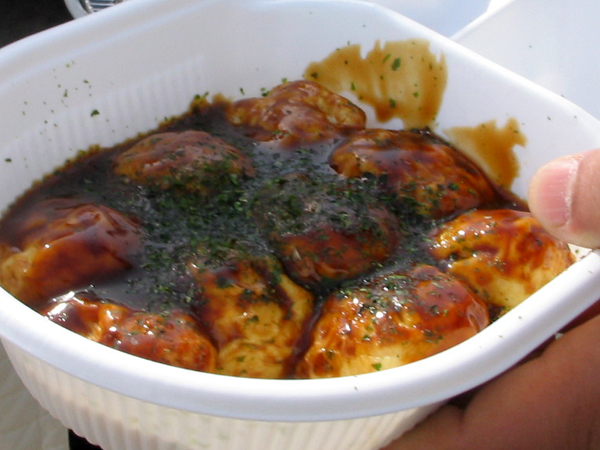 兵庫県明石市の名物「明石焼き(あかしやき)」を食す!