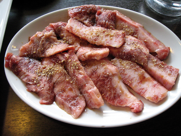沖縄の「金城」北谷町(石垣牛焼肉)を食す!