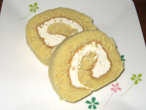 柴又「ビスキュイ」の和三盆ロールケーキを食す!