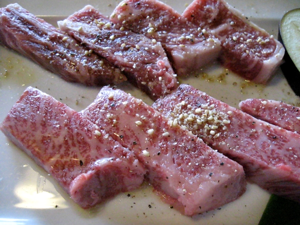 沖縄の「金城」北谷町(石垣牛焼肉)を食す!