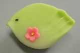 Uguisu ya mochi ni fun-suru en no saki.