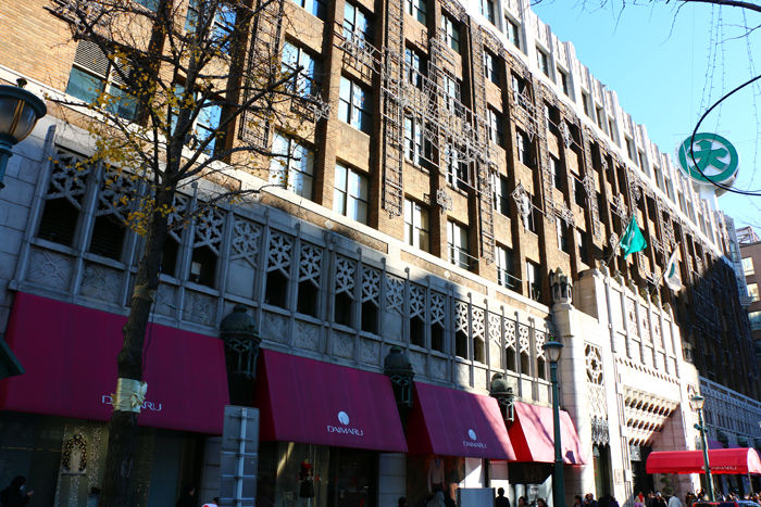 大阪・中央区・大丸心斎橋店本館20151229-4