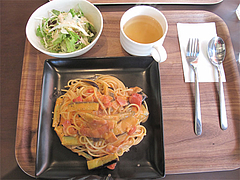 12ランチ:茄子とベーコンのトマトクリームパスタ900円@baby's cafe(ベイビーズカフェ)・ドッグカフェ