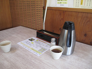 2テーブル@三平ラーメン本店