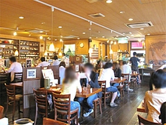 店内:テーブル席@ハローコーヒー清水店