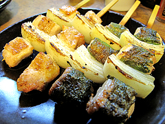 料理:ちそ巻き160円&焼鳥の何か@高田屋・焼鳥・倉敷