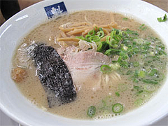 料理:ラーメン640円@魁龍小倉本店