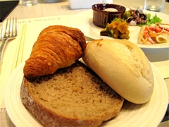 料理:パン各種@クラウンカフェ・ANAクラウンプラザ
