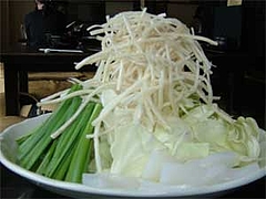 もつ鍋『やま中』のモツ鍋の野菜盛り@福岡市・大橋