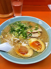 ランチ:ラーメン500円+煮卵100円@二丁目ラーメン・港・福岡