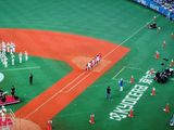 3000人 から