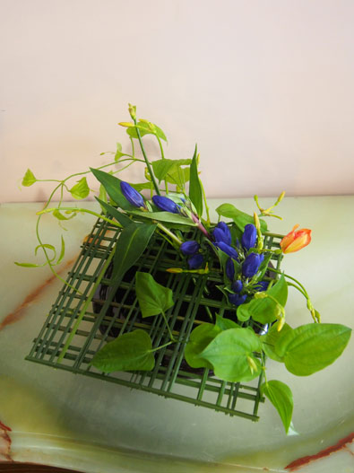 花ギフト|フラワーギフト|誕生日 花|カノシェ話題|スタンド花|ウエディングブーケ|花束|花屋|P8020757
