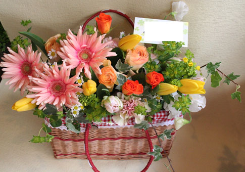 花ギフト|フラワーギフト|誕生日 花|カノシェ話題|スタンド花|ウエディングブーケ|花束|花屋|春の森