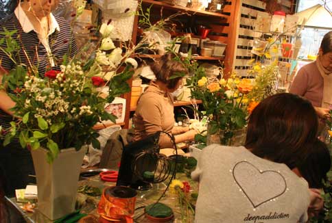 花ギフト｜フラワーギフト｜誕生日　花｜カノシェ話題｜スタンド花｜ウエディングブーケ｜花束｜花屋｜みんな