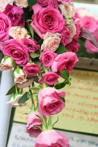 花ギフト|フラワーギフト|誕生日 花|カノシェ話題|スタンド花|ウエディングブーケ|花束|花屋|アタッシェ