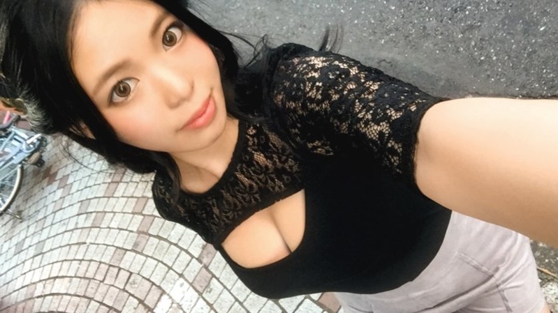 ひめり 19歳 脱毛サロン受付 - クジラ見たいに潮を吹くまくるシロウト史上至高クラスの痙攣シ...