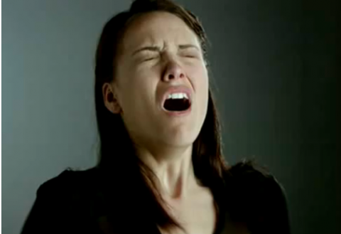 slow-motion-sneezing02-480x329