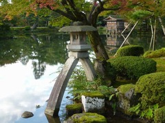 兼六園_徽軫灯籠_201210