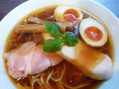 紫陽花_醤油らぁ麺(具)_2016