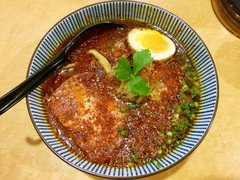 札幌直伝屋_辛いラーメン醤油ハーフ_201512