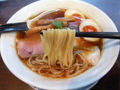 紫陽花_醤油らぁ麺(麺)_2016