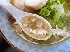 ツバメ_煮干し中華そばしお(背油)_201706