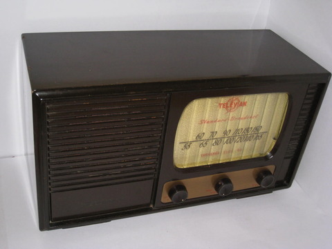 ジャンク品　真空管ラジオ　テレビアン？ Yahoo!オークション - ジャンク SANYO サンヨー 真空管ラジオ SF