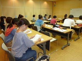 ちばキャン 保護者ワーク 保護者後ろ姿