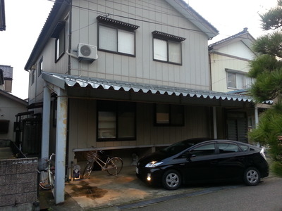 新潟県三条市の屋根外壁雨といリフォーム専門店《遠藤板金工業》ハゼ折板に葺き替え
