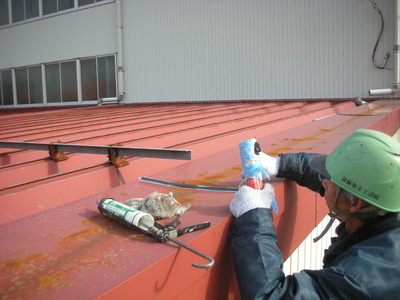 新潟県燕市E社様の各所雨漏り修理 遠藤板金工業有限会社