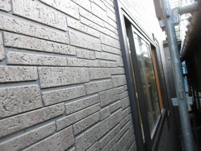 新潟県三条市の屋根外壁塗装リフォーム専門店 遠藤組 外壁目地コーキング打ち直し