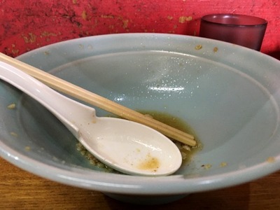 16/11/30ラーメン髭14