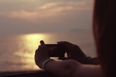 【モヤモヤ】住宅街の公園で子供を遊ばせていたら苦情が来た。「毎日毎日うるさい」「我が物顔で入り浸るのはどうか」「いつも外出して家事はどうなってるんだ」