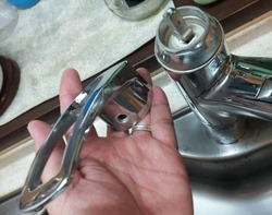 レバーハンドル はずし
