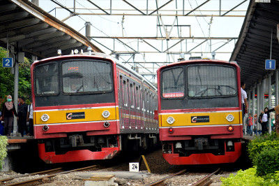 205系、オリジナルLED表示器使用開始（10月26日）※画像追加しました