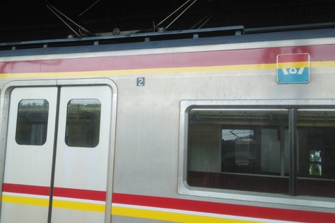 611902