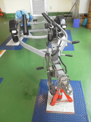 F1002075