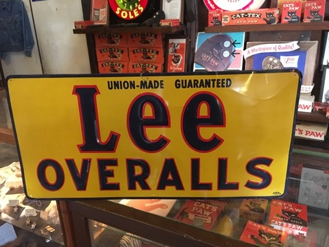 Lee 看板 : knock_on_wood blog