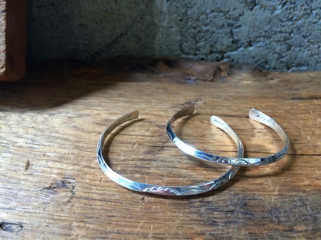 Arrow Noveltyからシルバーバングル到着です！ : KNOCK OUT BLOG