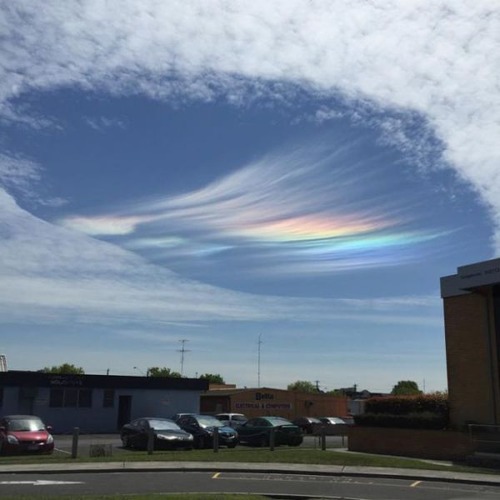 unusual_natural_phenomena_in_the_australian_sky_640_02